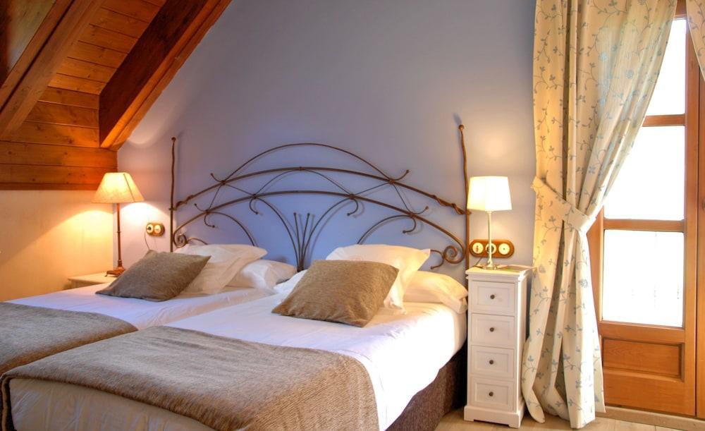Hotel Selba D'Ansils Benasque Eksteriør billede